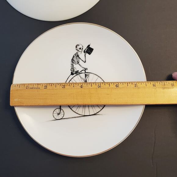 Halloween Eaton Fine Dining 4 pc Appetizer Plates Bone Voyage White Black New - Picture 9 of 15